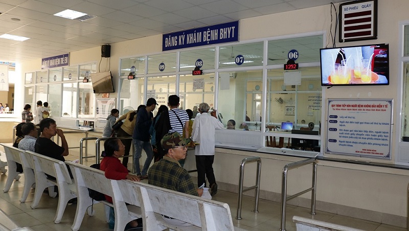 Người dân Bình Định được tiếp cận dịch vụ y tế chất lượng, an toàn và hiệu quả. Người dân Bình Định được tiếp cận dịch vụ y tế chất lượng, an toàn và hiệu quả.