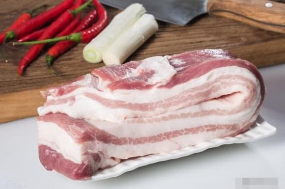 Khi mua thịt ba chỉ, bạn nên chọn phần trên hay dưới? Người bán thịt tiết lộ có một sự khác biệt lớn, ngừng mua ngẫu nhiên