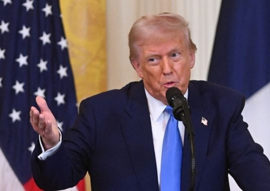 Ông Trump tuyên bố sốc thời điểm cắt viện trợ cho Ukraine, tiết lộ thái độ của Tổng thống Putin