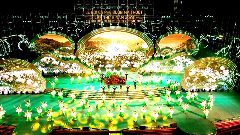 Lễ hội Cà phê Buôn Ma Thuột lần thứ 9 năm 2025 có nhiều nội dung mới, hấp dẫn. Lễ hội Cà phê Buôn Ma Thuột lần thứ 9 năm 2025 có nhiều nội dung mới, hấp dẫn.