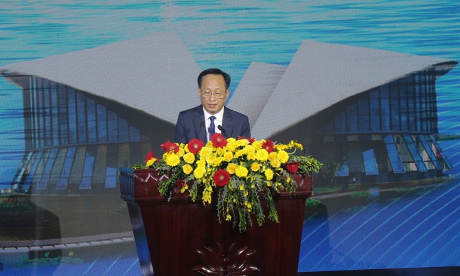 Chủ tịch tỉnh Bạc Liêu xác định, phát triển năng lượng sạch, năng lượng tái tạo là trọng tâm của công nghiệp tỉnh nhà. 