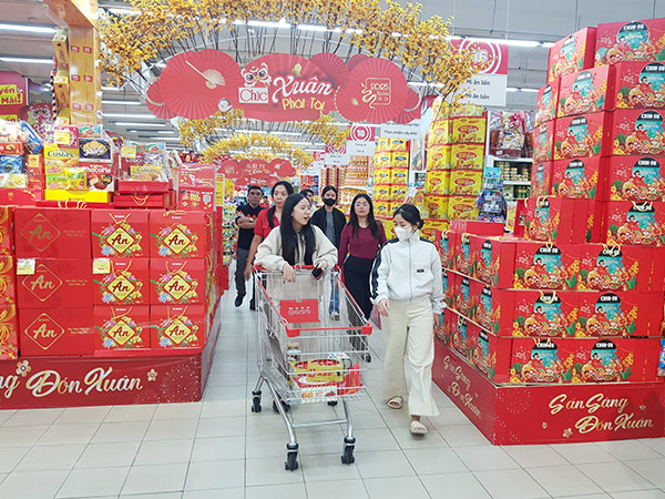 Nhu cầu mua sắm dịp Tết Nguyên đán Ất Tỵ tăng cao thúc đẩy thu nội địa của Đà Nẵng quý I/2025 đạt khá. Nhu cầu mua sắm dịp Tết Nguyên đán Ất Tỵ tăng cao thúc đẩy thu nội địa của Đà Nẵng quý I/2025 đạt khá.