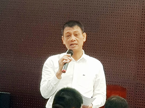 Giám đốc Sở Xây dựng Đà Nẵng Nguyễn Hà Nam thông tin về rà soát tình hình triển khai các dự án nhà ở xã hội từ nguồn vốn đầu tư công tại cuộc họp báo ngày 11/4. Giám đốc Sở Xây dựng Đà Nẵng Nguyễn Hà Nam thông tin về rà soát tình hình triển khai các dự án nhà ở xã hội từ nguồn vốn đầu tư công tại cuộc họp báo ngày 11/4.