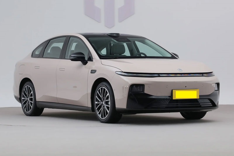 Leapmotor B01 2025. Leapmotor B01 2025.