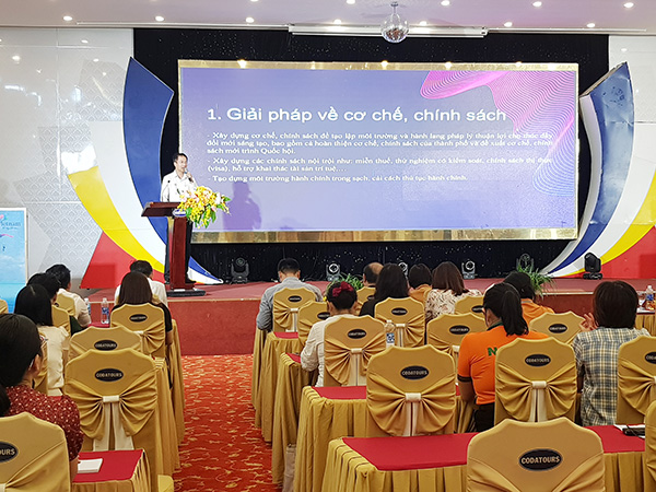 hội nghị hướng dẫn chính sách miễn thuế đối với hoạt động KNĐMST trên địa bàn do Sở KHCN Đà Nẵng tổ chức chiều ngày 12/6. hội nghị hướng dẫn chính sách miễn thuế đối với hoạt động KNĐMST trên địa bàn do Sở KHCN Đà Nẵng tổ chức chiều ngày 12/6.