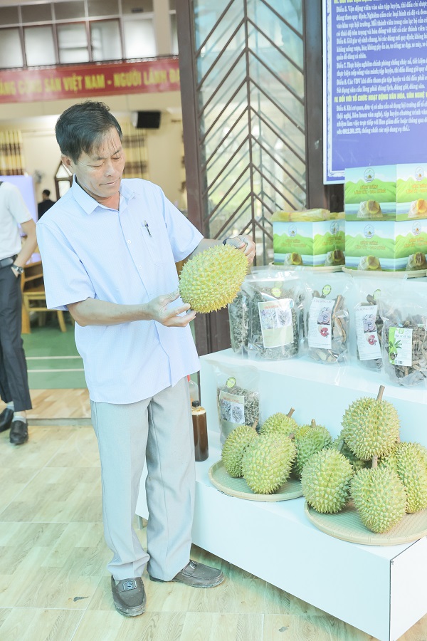 Sầu riêng Đam Rông.