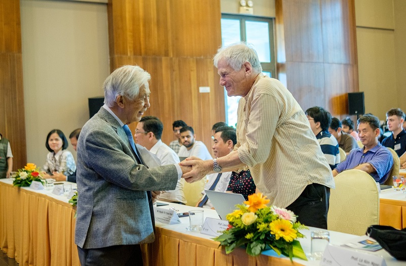 “Trường hè nâng cao về Lý thuyết Trường lượng tử và Lực hấp dẫn lượng tử 2025” “Trường hè nâng cao về Lý thuyết Trường lượng tử và Lực hấp dẫn lượng tử 2025”