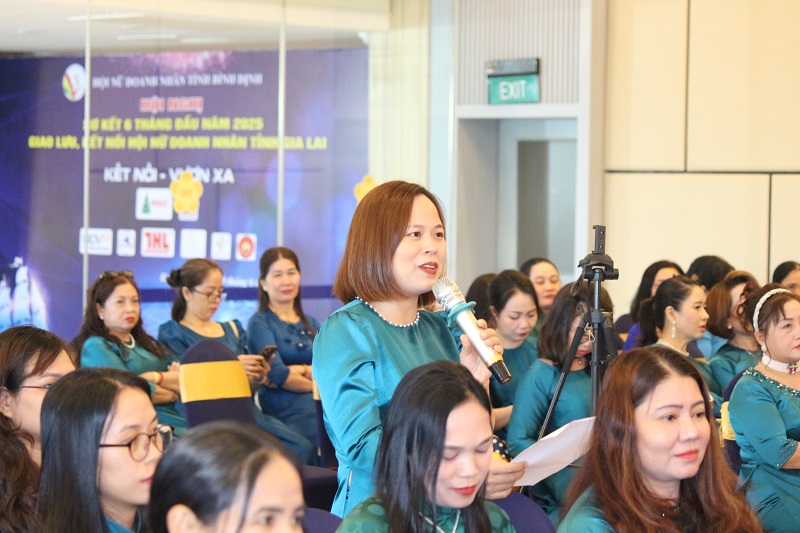 Nữ doanh nhân Bình Định góp ý xây dựng phong trào trong thời gian tới.