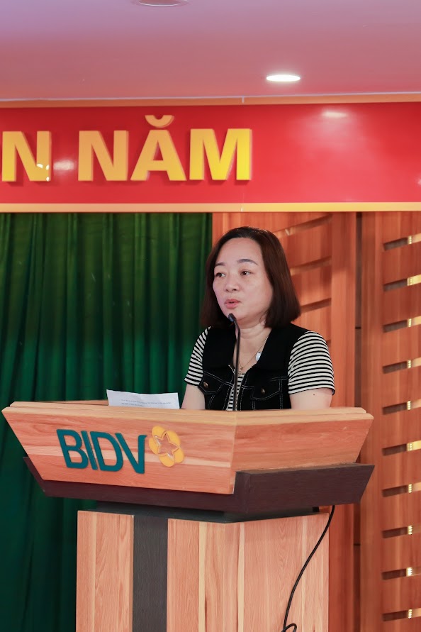 Bà Nguyễn Thị Thu Hiền - Chủ tịch hội đồng quản lý Viện kinh tế và pháp luật quốc tế. Bà Nguyễn Thị Thu Hiền - Chủ tịch hội đồng quản lý Viện kinh tế và pháp luật quốc tế.