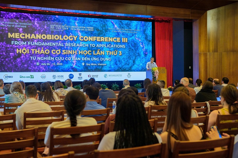 Hội thảo cơ sinh học lần thứ 3: từ nghiên cứu cơ bản đến ứng dụng.