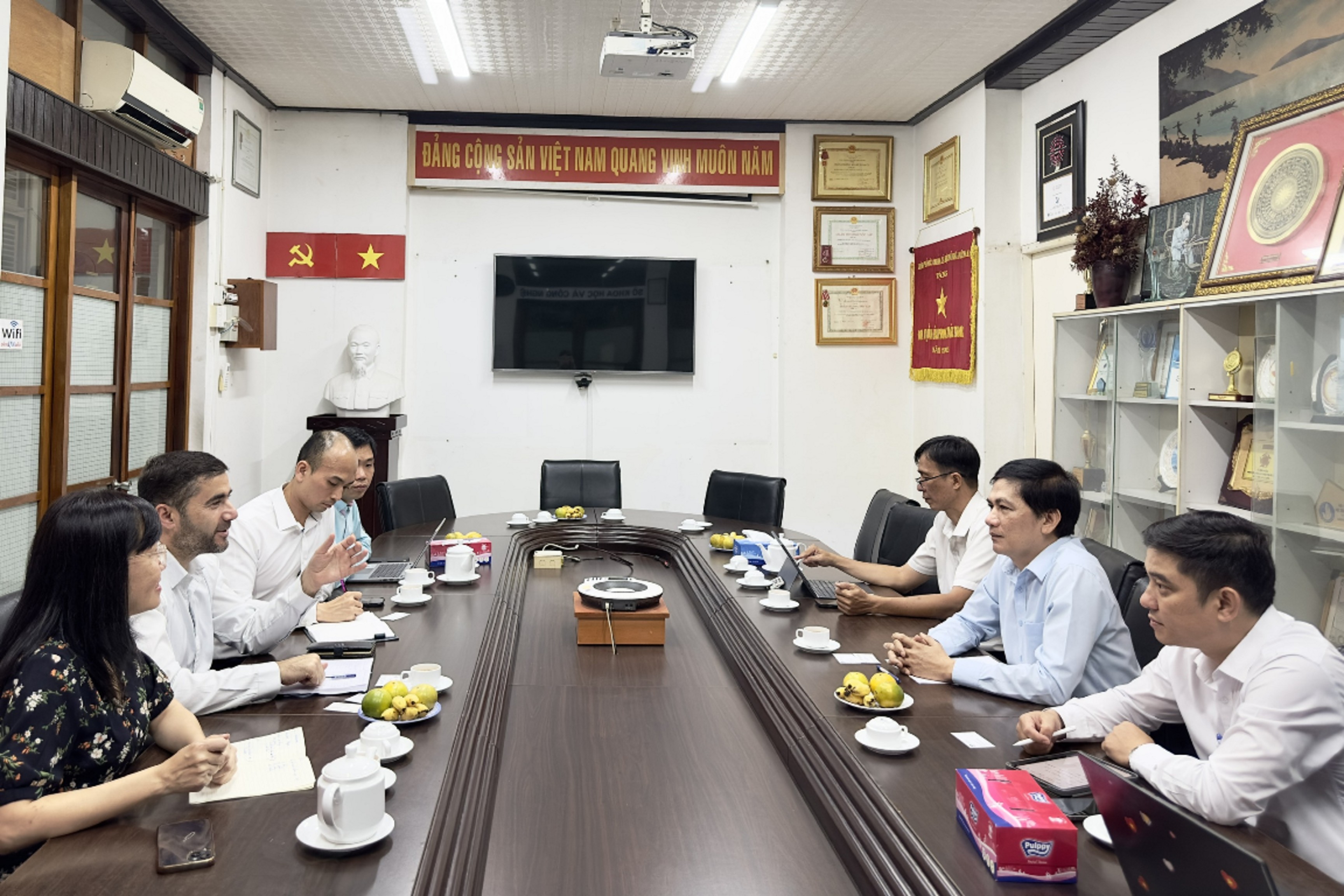 Quang cảnh buổi làm việc tại Sở KH&CN TP HCM Quang cảnh buổi làm việc tại Sở KH&CN TP HCM