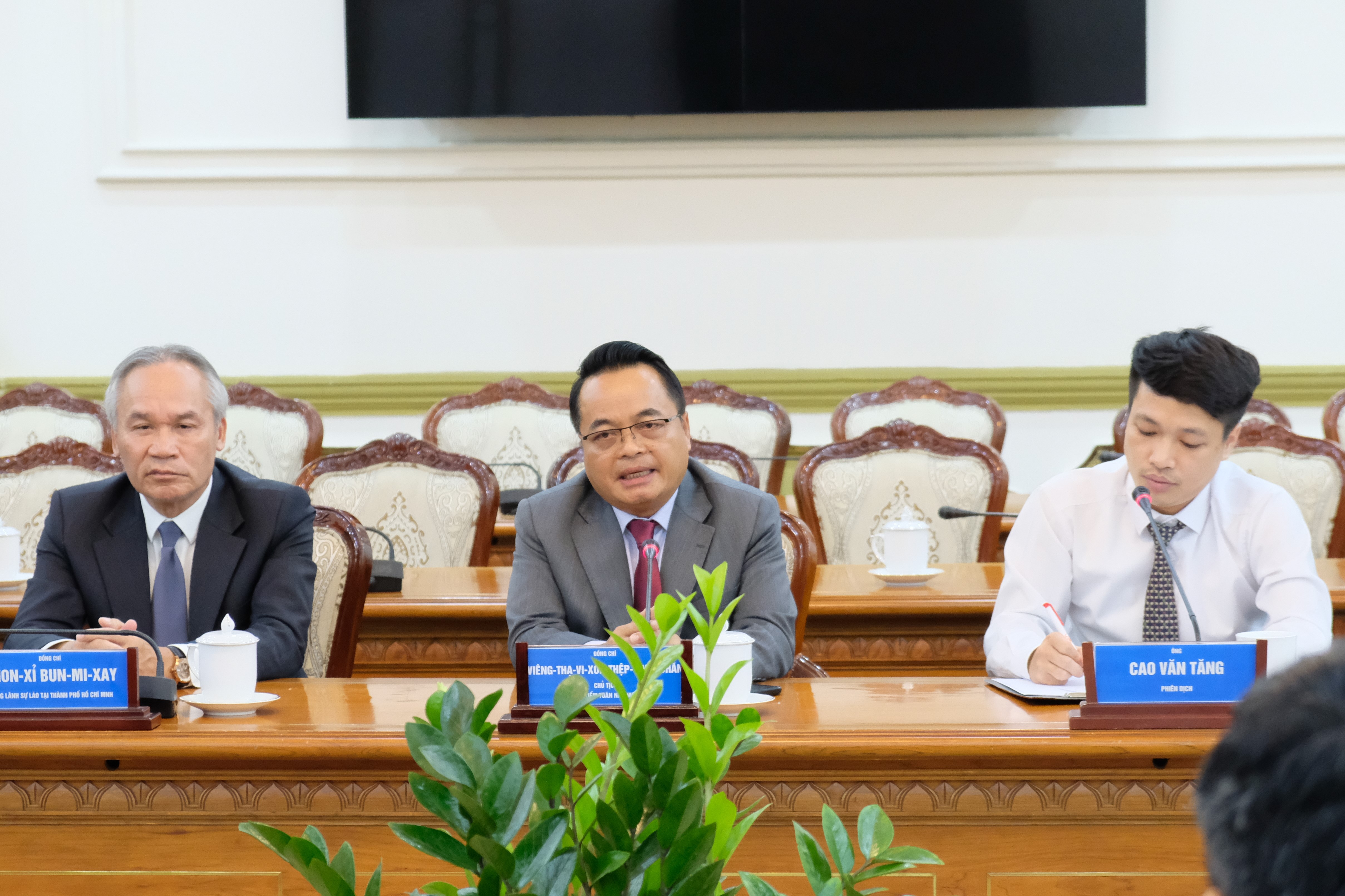 Chủ tịch Kiểm toán Nhà nước Lào Viengthavisone Thephachanh tại buổi tiếp Chủ tịch Kiểm toán Nhà nước Lào Viengthavisone Thephachanh tại buổi tiếp