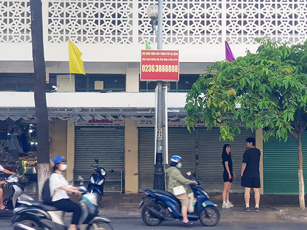 Hiện số điện thoại này được treo trên nhiều đường phố Đà Nẵng để HĐND TP kịp thời tiếp nhận, xử lý ý kiến, kiến nghị của cử tri và nhân dân. Hiện số điện thoại này được treo trên nhiều đường phố Đà Nẵng để HĐND TP kịp thời tiếp nhận, xử lý ý kiến, kiến nghị của cử tri và nhân dân.