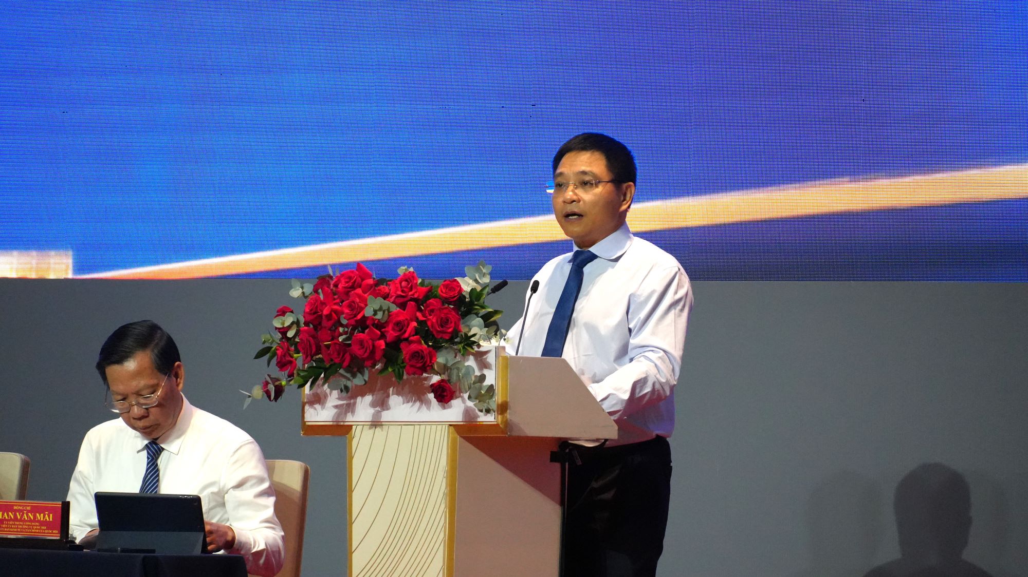 Bộ trưởng Bộ Tài chính Nguyễn Văn Thắng công bố Quyết định của Thủ tướng Chính phủ thành lập Ban Chỉ đạo quốc gia về Trung tâm tài chính quốc tế tại Việt Nam.