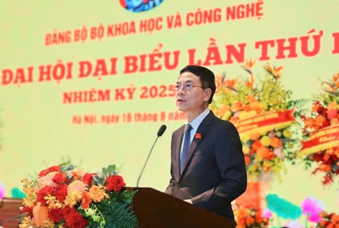 Bộ trưởng Bộ KH&CN Nguyễn Mạnh Hùng phát biểu tại Đại hội.