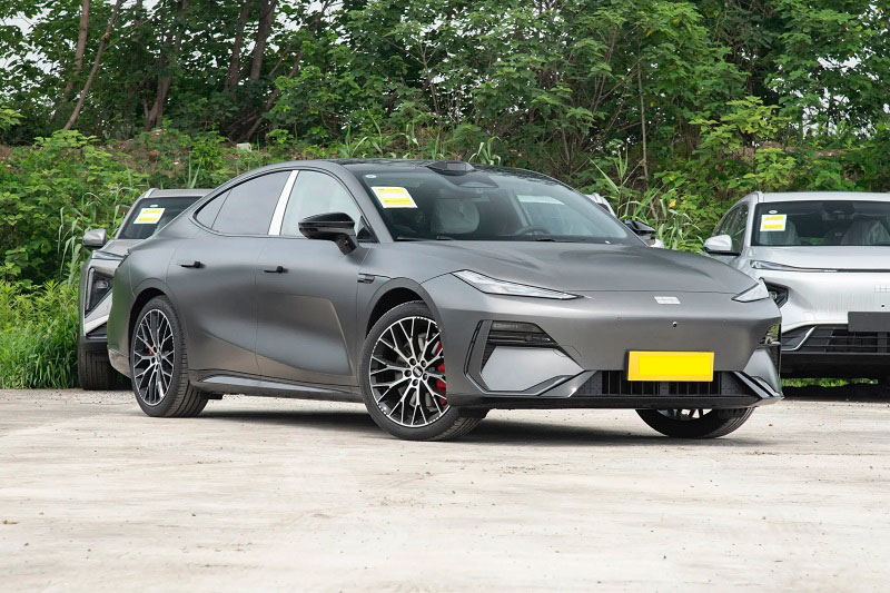 Geely Galaxy E8. Geely Galaxy E8.