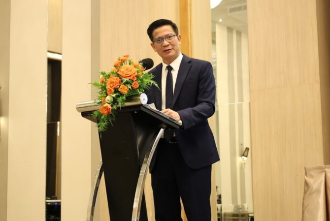 TS. Lê Văn Tuấn, Cục trưởng Cục Tần số vô tuyến điện phát biểu tại Hội nghị. TS. Lê Văn Tuấn, Cục trưởng Cục Tần số vô tuyến điện phát biểu tại Hội nghị.