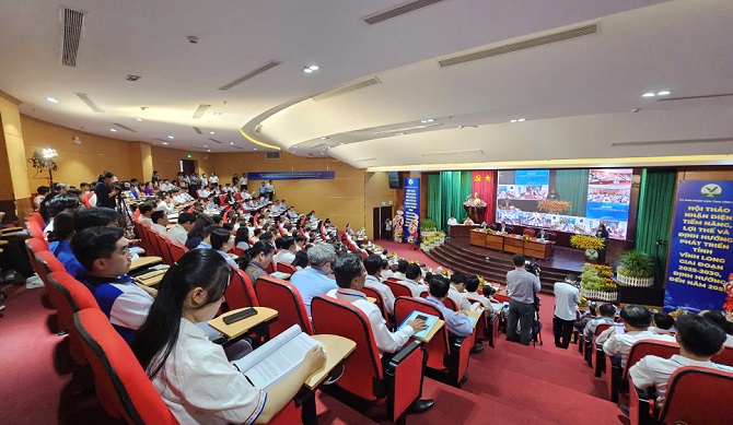 Các đại biểu tham Các đại biểu tham