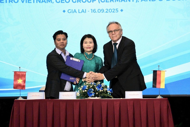 Công ty INDEL PETRO Việt Nam, Tập đoàn GEO và Công ty TNHH O-DOOR Việt Nam ký kết hợp tác Công ty INDEL PETRO Việt Nam, Tập đoàn GEO và Công ty TNHH O-DOOR Việt Nam ký kết hợp tác