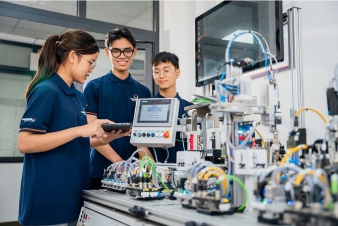 Bộ Khoa học và Công nghệ đưa ra nhiều tiêu chí xác định nhân lực công nghiệp công nghệ cao. Bộ Khoa học và Công nghệ đưa ra nhiều tiêu chí xác định nhân lực công nghiệp công nghệ cao.