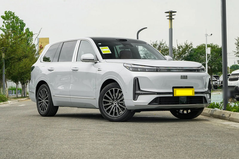 Geely Galaxy M9 PHEV 2026.