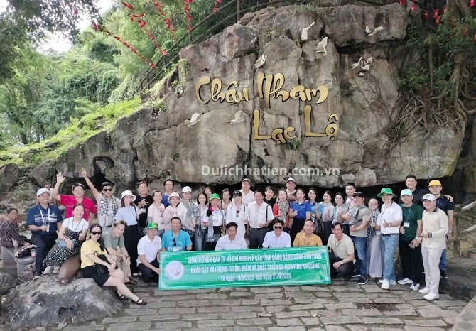 đoàn Famtrip đã khảo sát thực địa tại nhiều địa điểm du lịch nổi bật:
