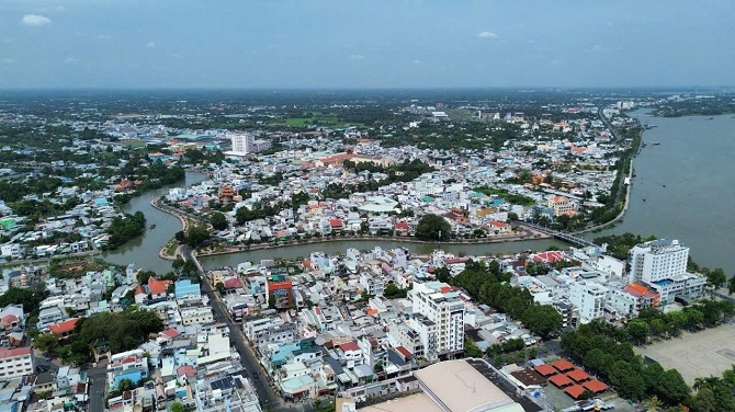 +ảnh 3: Với vị trí địa lý đặc biệt, Vĩnh Long phát huy lợi thế biển, mở rộng không gian phát triển