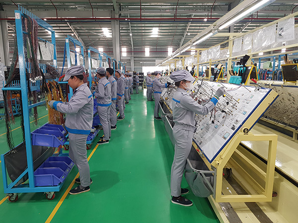 Ngành công nghiệp chế biến, chế tạo của Đà Nẵng đang có thêm nhiều doanh nghiệp mới thành lập. Ngành công nghiệp chế biến, chế tạo của Đà Nẵng đang có thêm nhiều doanh nghiệp mới thành lập.