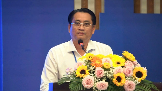 Phó Chủ tịch UBND tỉnh Vĩnh Long Nguyễn Huỳnh Thiện Phó Chủ tịch UBND tỉnh Vĩnh Long Nguyễn Huỳnh Thiện