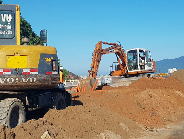 Sở Xây dựng Đà Nẵng yêu cầu kiên quyết đưa ra khỏi công trường các loại sản phẩm, hàng hóa VLXD không đạt yêu cầu. Sở Xây dựng Đà Nẵng yêu cầu kiên quyết đưa ra khỏi công trường các loại sản phẩm, hàng hóa VLXD không đạt yêu cầu.