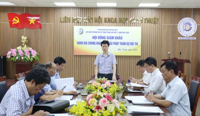 Chủ tịch Liên hiệp các hội Khoa học và Kỹ thuật Ngô Chí Vịnh chủ trì cuộc họp Chủ tịch Liên hiệp các hội Khoa học và Kỹ thuật Ngô Chí Vịnh chủ trì cuộc họp