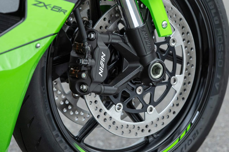 Đối thủ của Honda CBR650R ra mắt tại Việt Nam, giá 299 triệu đồng