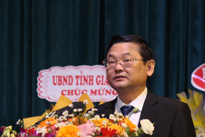 Phó Chủ tịch UBND tỉnh Gia Lai Nguyễn Tự Công Hoàng phát biểu tại hội thảo.