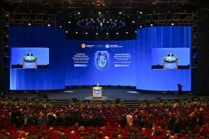 Toàn cảnh phiên khai mạc. (Ảnh: Thủy Nguyên) Toàn cảnh phiên khai mạc. (Ảnh: Thủy Nguyên)