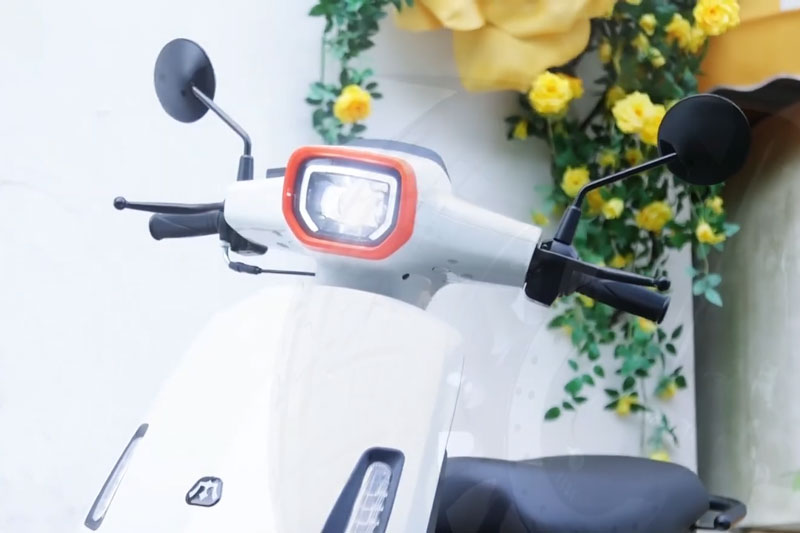 Xe tay ga 125cc, phanh ABS, màn hình LCD, giá gần 30 triệu đồng