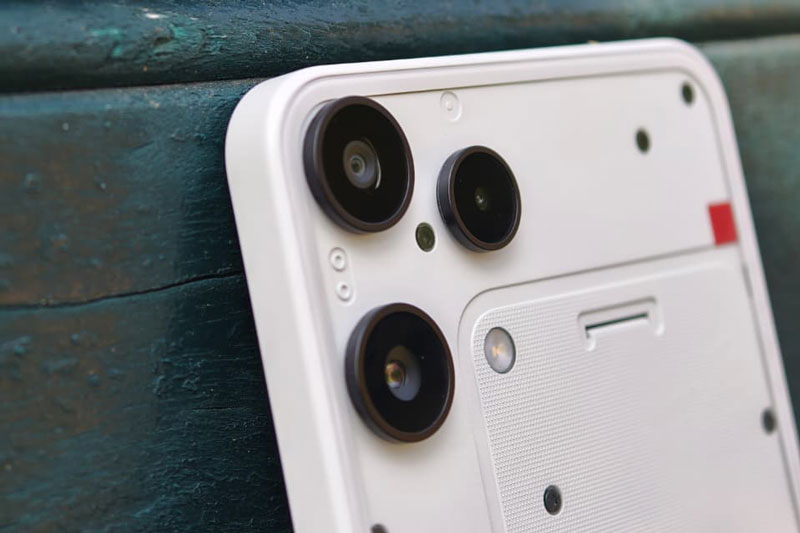 Smartphone chống nước, cấu hình tốt, thiết kế độc đáo, giá gần 8 triệu đồng