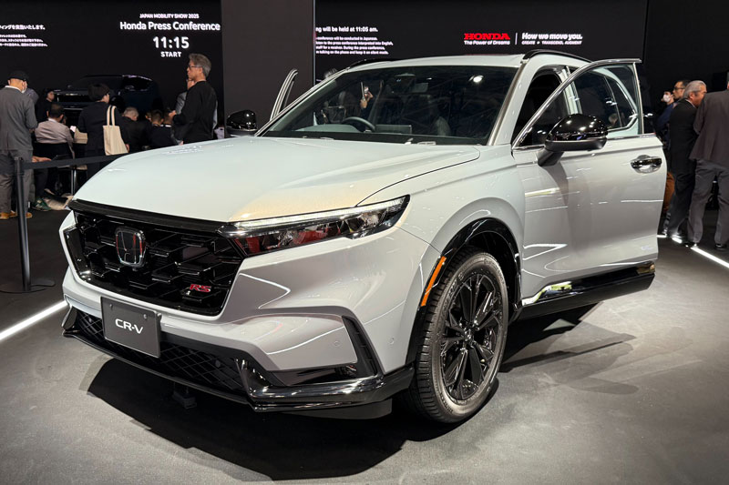 Honda CR-V e:HEV RS Black Edition 2026. Honda CR-V e:HEV RS Black Edition 2026.