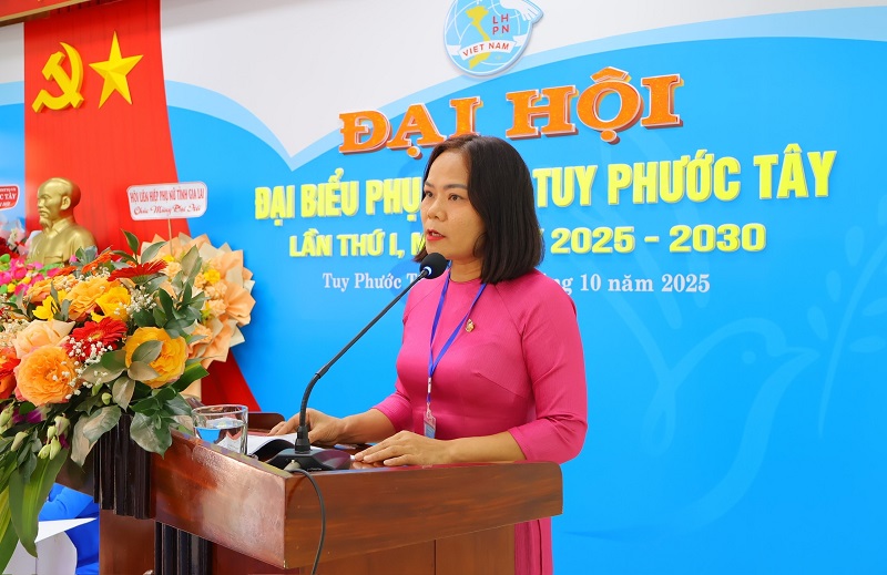 bà Nguyễn Thị Thủy – Ủy viên Ban Thường vụ Hội LHPN tỉnh Gia Lai, Trưởng bộ phận xây dựng tổ chức hội, 