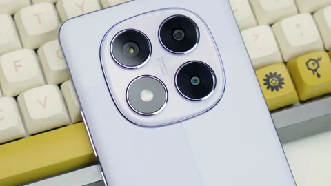 Trên tay smartphone chống nước, cấu hình ‘khủng’, camera 200MP, giá 9,49 triệu tại Việt Nam