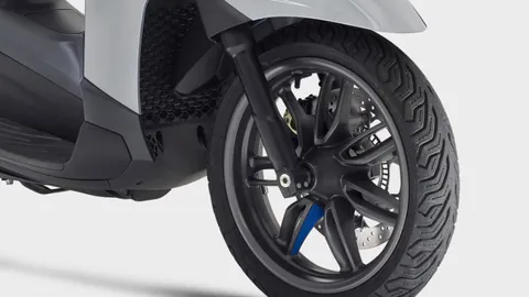 Xe tay ga Ý thiết kế sang chảnh, trang bị hiện đại, giá hấp dẫn, cạnh tranh với Honda SH