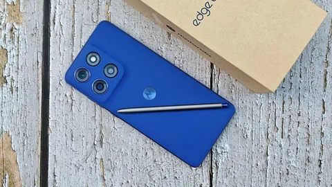 Smartphone lưng da, độ bền quân đội, cấu hình tốt, trang bị bút stylus như Samsung Galaxy S25 Ultra, giá gần 7 triệu đồng, cạnh tranh với Xiaomi Redmi Note 14 Pro 5G