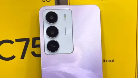 Smartphone 5G, ‘nồi đồng cối đá’, RAM 6GB, pin 6.000mAh, giá chỉ 3,99 triệu đồng