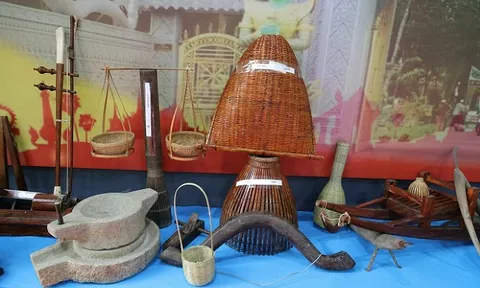 Vĩnh Long: Khai mạc triển lãm trưng bày các sản phẩm đặc trưng của đồng bào Khmer