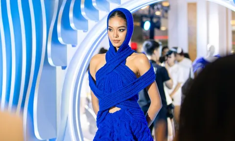 Khám phá triển lãm thời trang hòa quyện nghệ thuật, công nghệ và cảm xúc