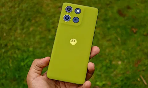 Smartphone ‘nồi đồng cối đá’, pin 6.720mAh, RAM 8 GB, giá hơn 7 triệu tại Việt Nam