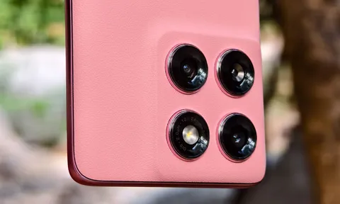 Smartphone chống nước, độ bên quân đội, cấu hình tốt, giá 8,99 triệu tại Việt Nam