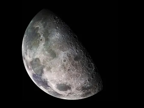 Mặt Trăng có thể không do Trái Đất sinh ra