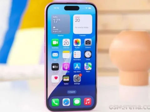 iPhone 16 đập hộp giảm sập sàn tháng 1/2025, rẻ như bèo, hút khách Việt chốt đơn trước Tết