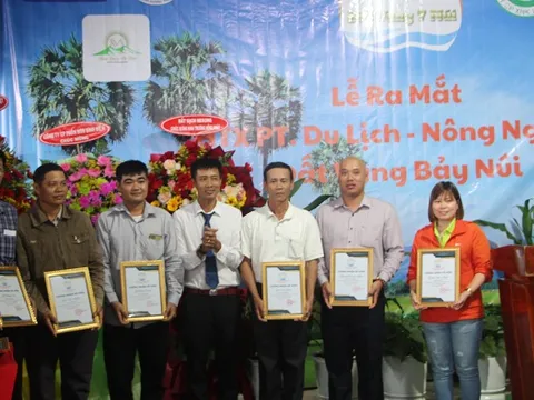 Nhiều chủ homestay tại Núi Cấm hợp tác thành lập hợp tác xã