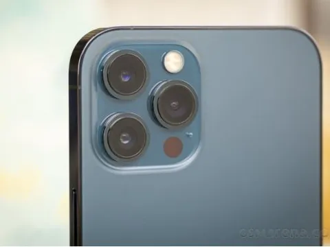 iPhone 12 Pro Max lao dốc tháng 1, rẻ kỷ lục chỉ 10 triệu, có một điểm được chuộng hơn cả iPhone 16